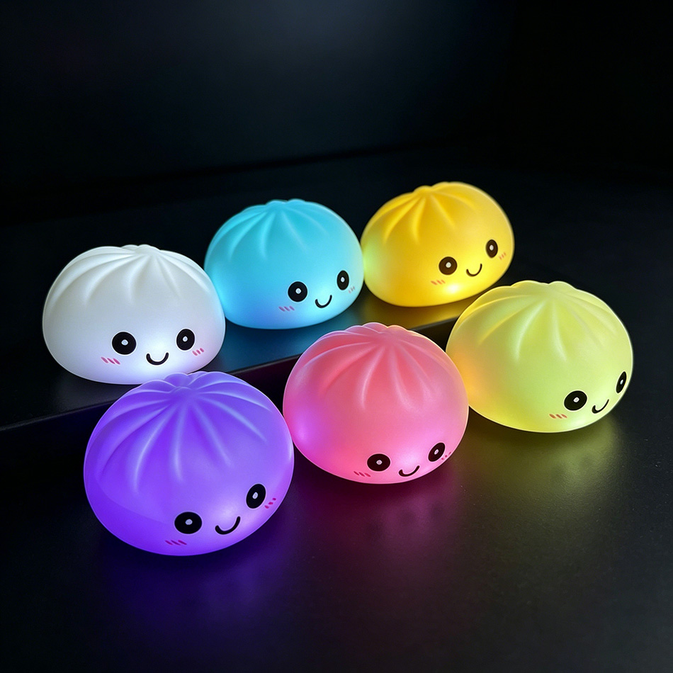 Kids Toys Dumplings - ของเล่นบีบ LED รูปทรงเกี๊ยวเรืองแสง ปี 2026: ของเล่นบีบฟองสบู่