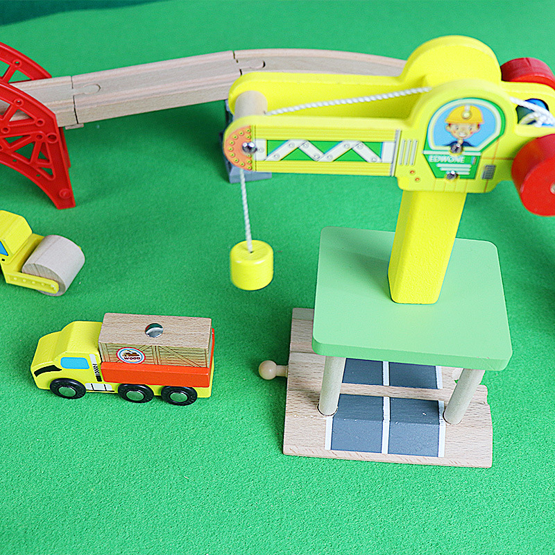 รถไฟไม้เกลียว Viaduct แหวนชุดร - Toy Train Track Set บทวิจารณ์และราคา